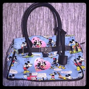 NWOT Blue DISNEY Mickey loves Minnie purse .